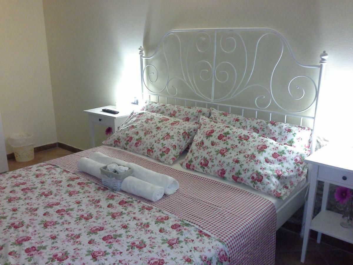 B&B Happiness In The Country เบรซเชลโล ภายนอก รูปภาพ
