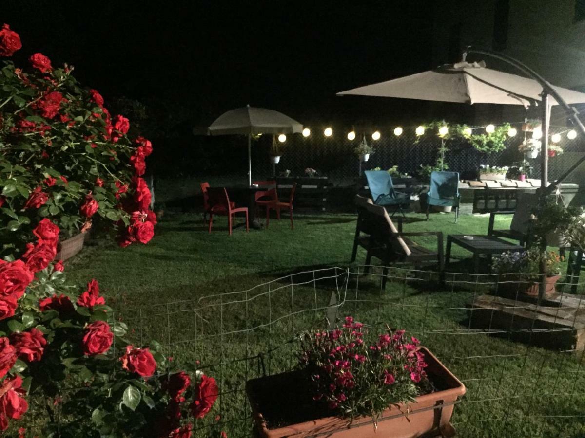 B&B Happiness In The Country เบรซเชลโล ภายนอก รูปภาพ